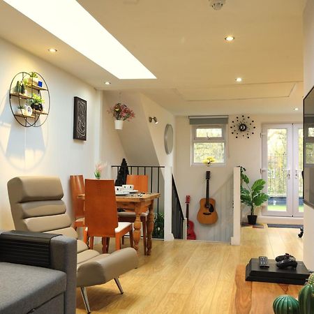 Top Floor Apartment In Islington London Eksteriør bilde